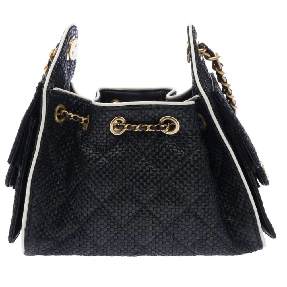 CHANEL Shoulder Bag